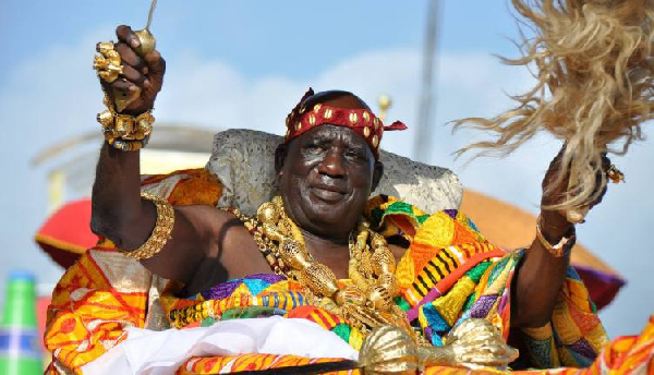 The paramount chief of Cape Coast, Oguaamanhen Osabarimba Kwesi Atta II